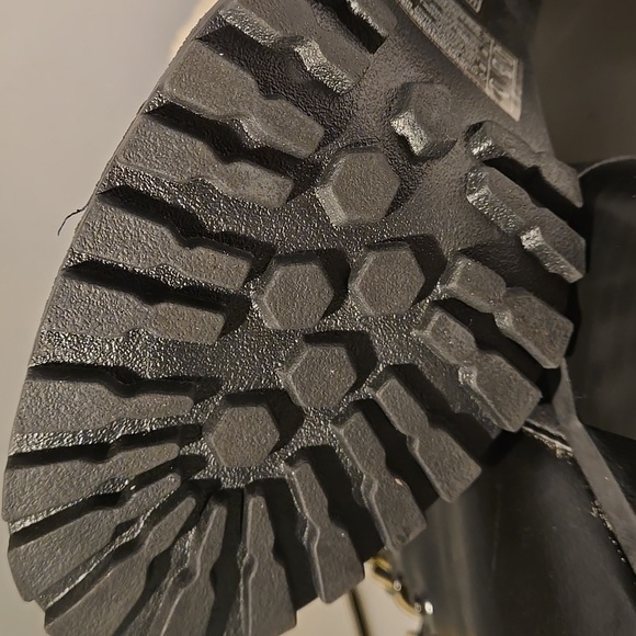 FOREVER21 Faux Leather & Faux Shearling Ankle Boots Black Women’s Size 7 (EU38) - Picture 8 of 16